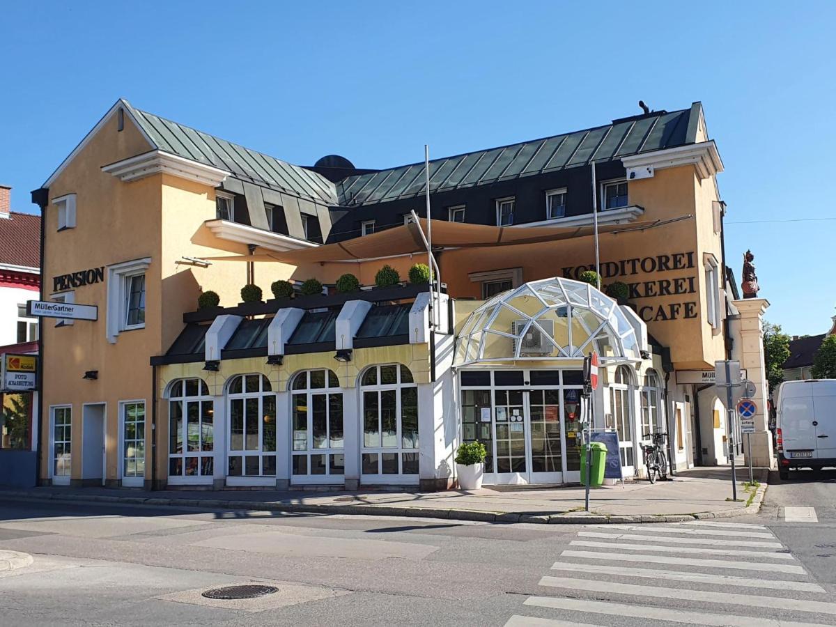 Pension Mueller Gartner Groß-Enzersdorf Exteriör bild